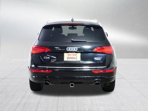 Brilliant Black 2017 Audi Q5 Premium Plus