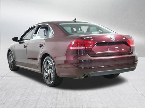 2012 Volkswagen Passat 2.5 SE