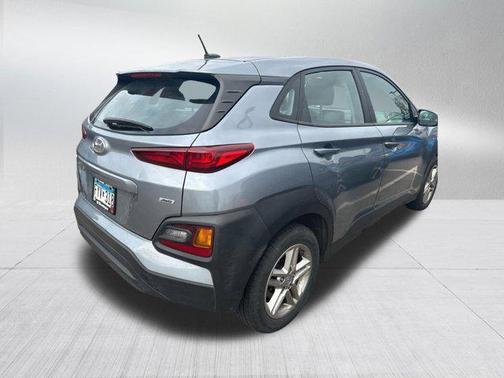 Sonic Silver 2021 Hyundai KONA SE