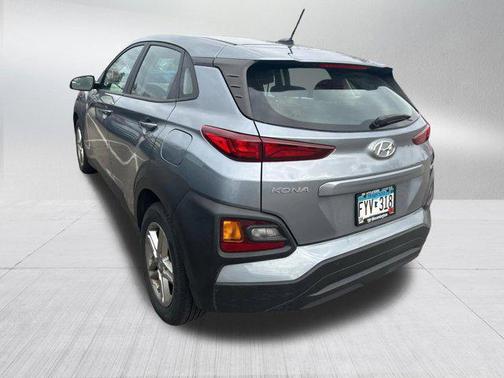 Sonic Silver 2021 Hyundai KONA SE