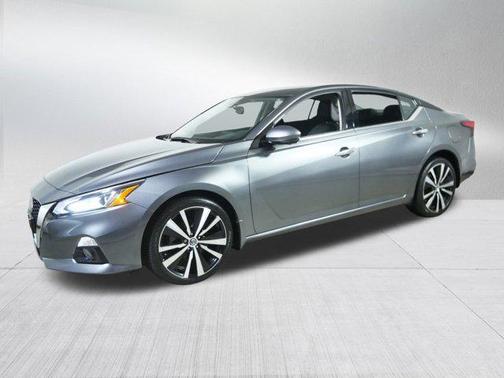 2022 Nissan Altima 2.5 Platinum
