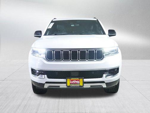 2023 Jeep Wagoneer L Series III