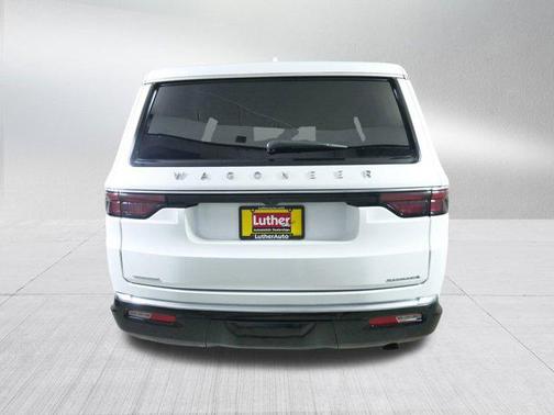 2023 Jeep Wagoneer L Series III