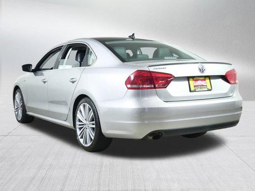 2014 Volkswagen Passat 1.8T Auto Sport