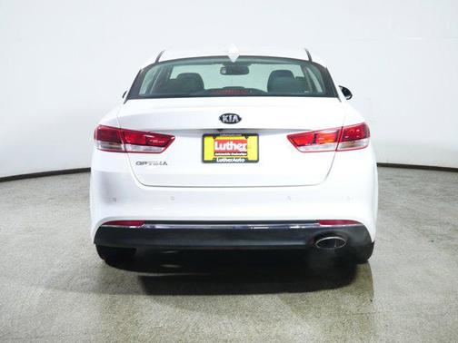 Snow White Pearl 2018 Kia Optima LX