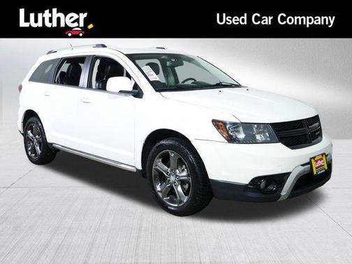 White 2015 Dodge Journey Crossroad
