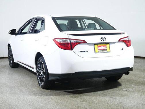 Super White 2016 Toyota Corolla S