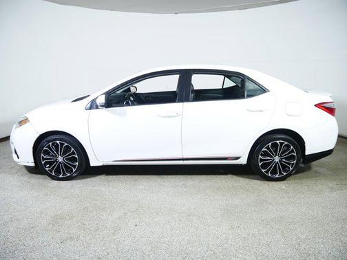 Super White 2016 Toyota Corolla S