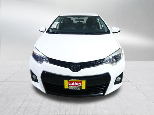 Super White 2016 Toyota Corolla S