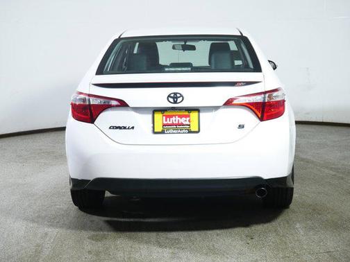 Super White 2016 Toyota Corolla S