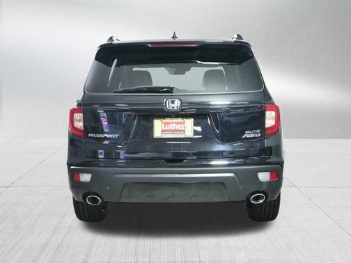 2021 Honda Passport Elite