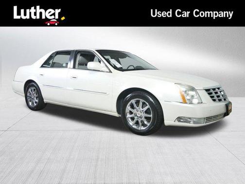 2010 Cadillac DTS Base