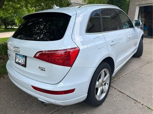 Ibis White 2012 Audi Q5 2.0T Premium Plus