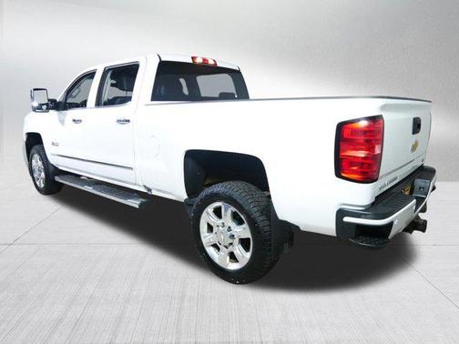 Summit White 2019 Chevrolet Silverado 2500 LTZ