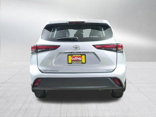 2020 Toyota Highlander L