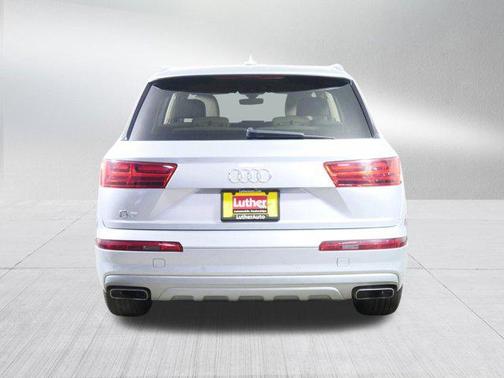 2019 Audi Q7 45 Premium