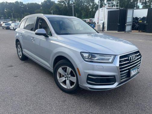 2019 Audi Q7 45 Premium