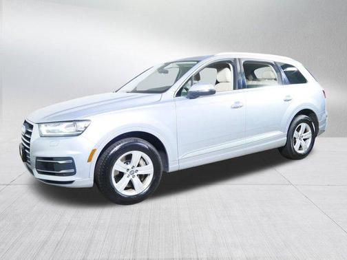 2019 Audi Q7 45 Premium