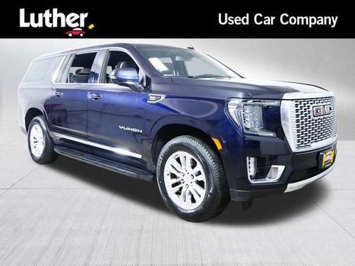 2022 GMC Yukon XL SLT