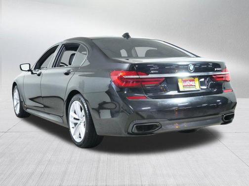 2017 BMW 750 i xDrive