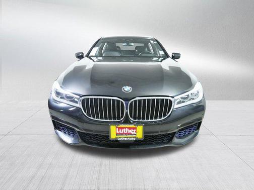 2017 BMW 750 i xDrive