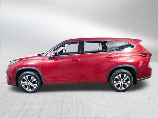 Ruby Flare Pearl 2021 Toyota Highlander XLE