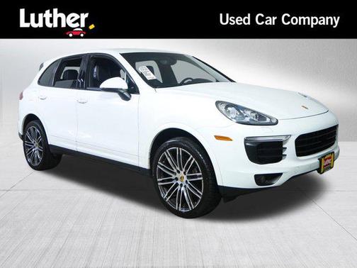 2017 Porsche Cayenne Platinum Edition