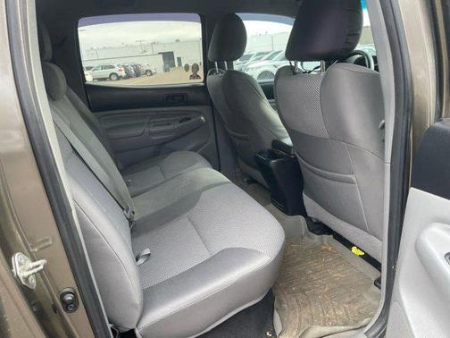 2015 Toyota Tacoma Base