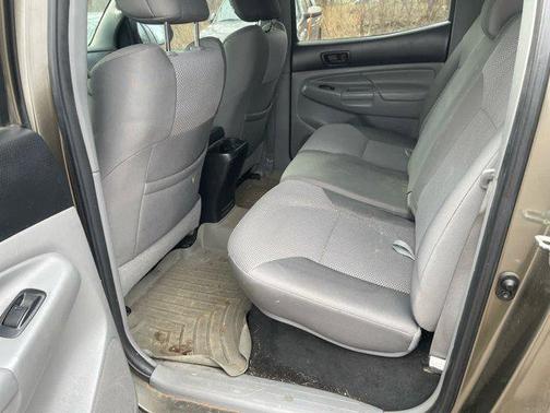 2015 Toyota Tacoma Base