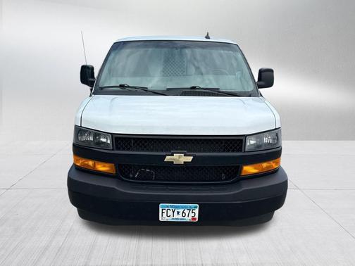 Summit White 2021 Chevrolet Express 2500 LT
