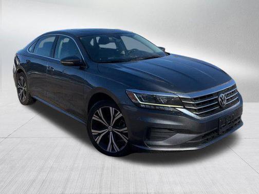 2022 Volkswagen Passat 2.0T SE