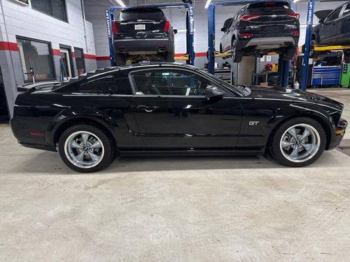 2005 Ford Mustang GT