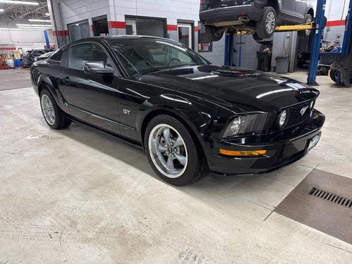 2005 Ford Mustang GT