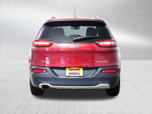 Deep Cherry Red Crystal Pearlcoat 2017 Jeep Cherokee Limited