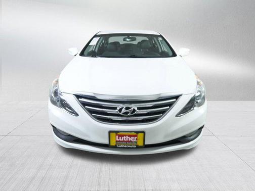 2014 Hyundai SONATA SE