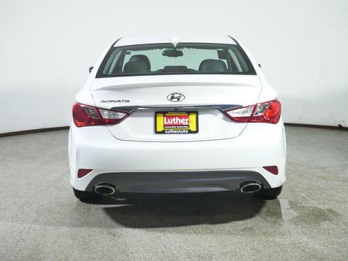 2014 Hyundai SONATA SE