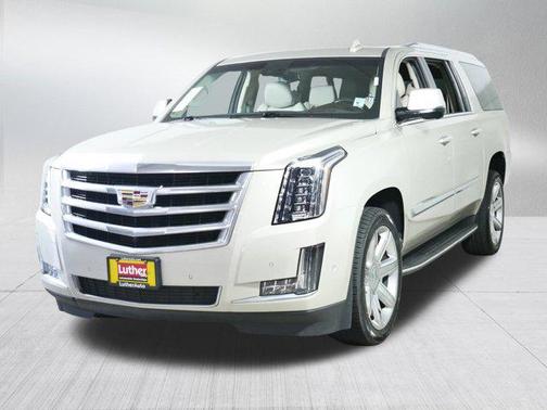 2017 Cadillac Escalade ESV Luxury