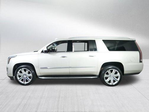 2017 Cadillac Escalade ESV Luxury