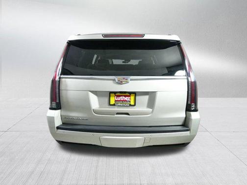 2017 Cadillac Escalade ESV Luxury