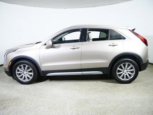 2022 Cadillac XT4 Premium Luxury