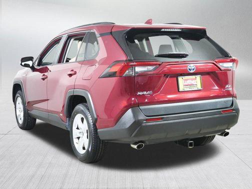 2019 Toyota RAV4 Hybrid XLE