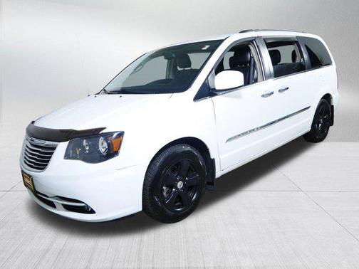 2015 Chrysler Town & Country Touring-L