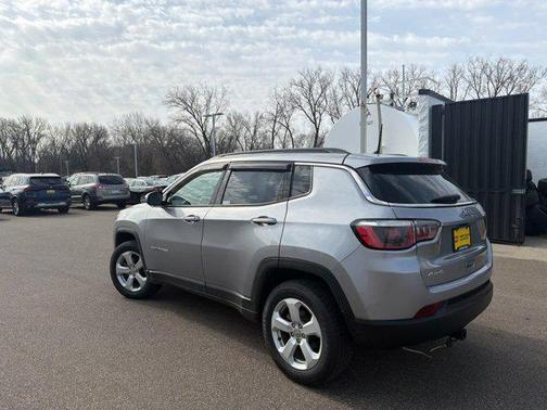 Billet Silver Metallic Clearcoat 2018 Jeep Compass Latitude