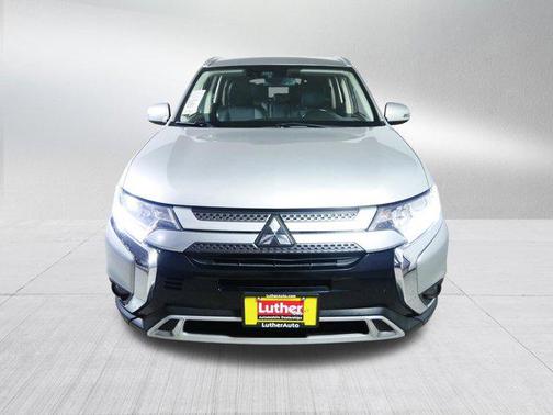 Alloy Silver Metallic 2020 Mitsubishi Outlander SEL S-AWC