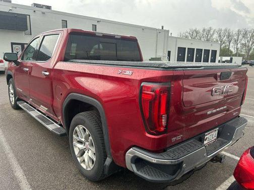 Red Quartz Tintcoat 2019 GMC Sierra 1500 SLT
