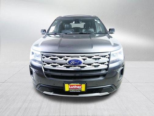 Magnetic Metallic 2018 Ford Explorer XLT