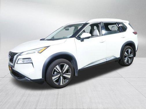 2022 Nissan Rogue SL