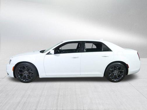 2019 Chrysler 300 S