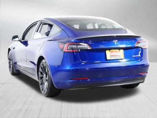 Deep Blue Metallic 2022 Tesla Model 3 Performance