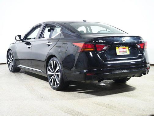 2020 Nissan Altima 2.0 Platinum